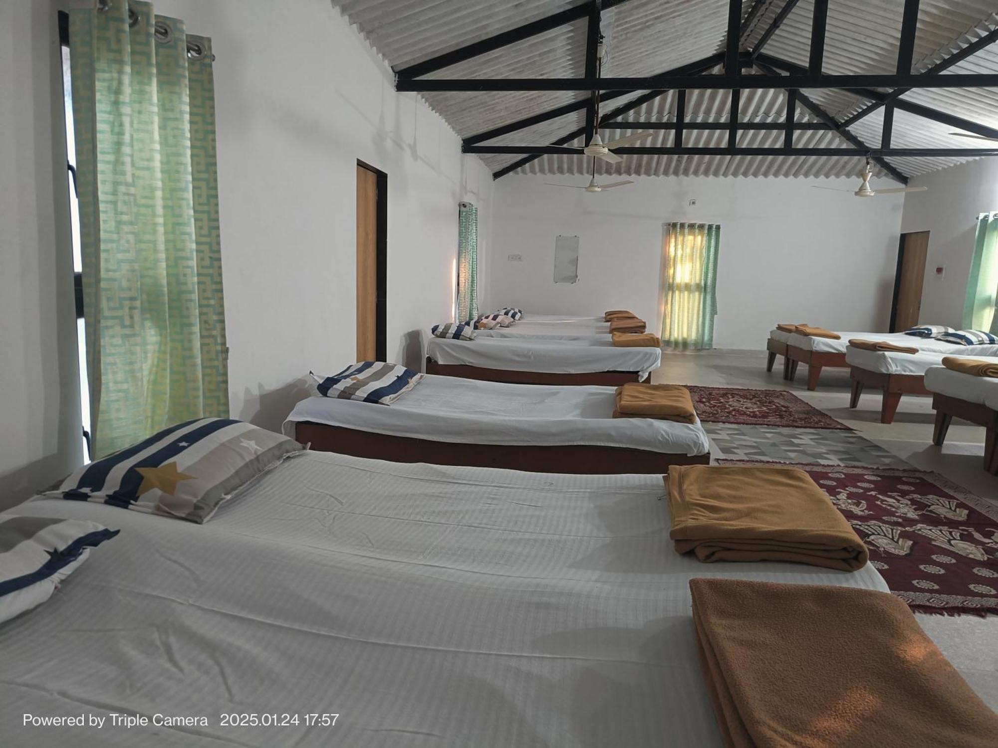 Gir County Resort Sasan Gir Room photo